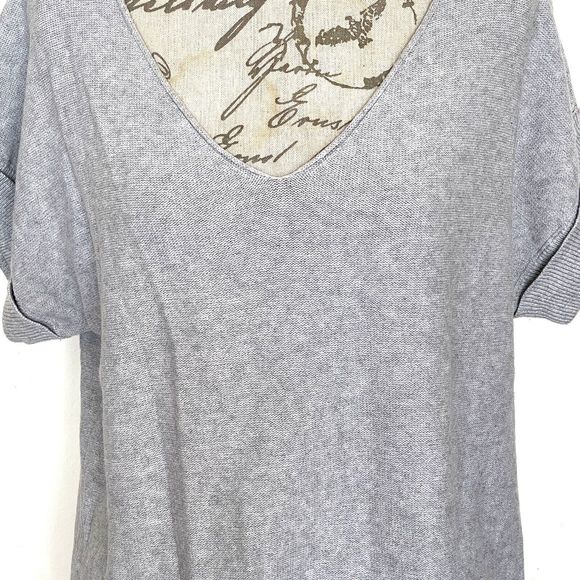 Dip Womens Sweater Top Size Medium Gray Short Sleeve Ribbed Roll Neckline Slit - Picture 4 of 12